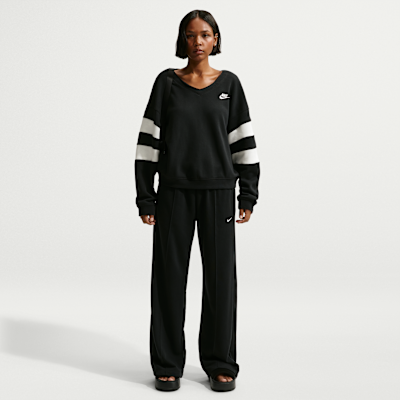 Nike Sportswear Club Fleece Women's Oversized V-Neck Sweatshirt