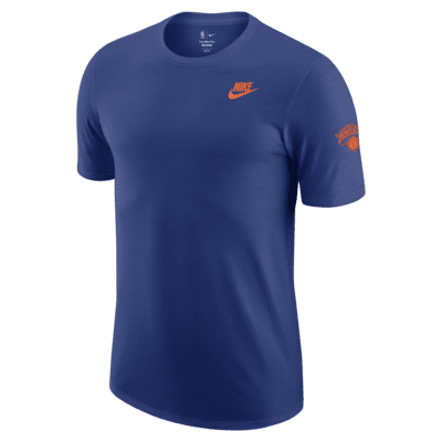 New York Knicks Essential Club Men's Nike NBA T-Shirt