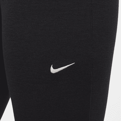 Leggings acampanados de tela de minicanalé ajustados para mujer Nike Sportswear Chill Knit