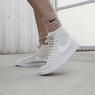 Tenis para mujer Nike Blazer Mid '77