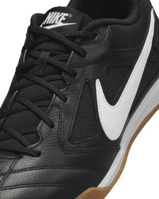 Nike Gato