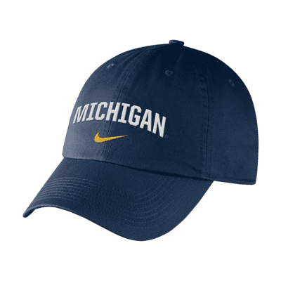 Gorra Nike College (Michigan)