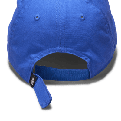 Gorra Futura con visera curva para niños talla pequeña Nike