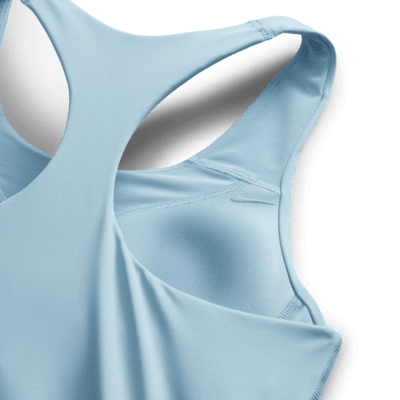 Camiseta de tirantes con bra deportivo con almohadilla de media sujeción para mujer Nike Swoosh