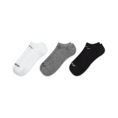 Calcetines de entrenamiento ocultos, con
amortiguación, Nike Everyday Plus (3
pares)