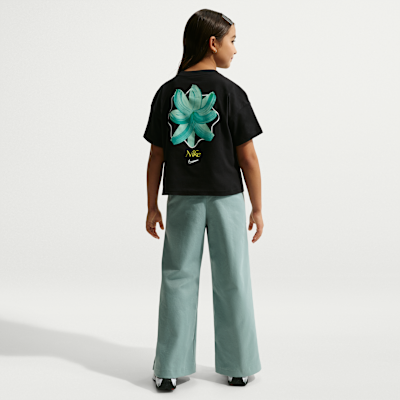 Nike Sportswear Older Kids' (Girls') Boxy T-Shirt