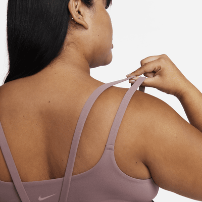 Bra deportivo con almohadilla de baja sujeción para mujer (talla grande) Nike Zenvy Strappy