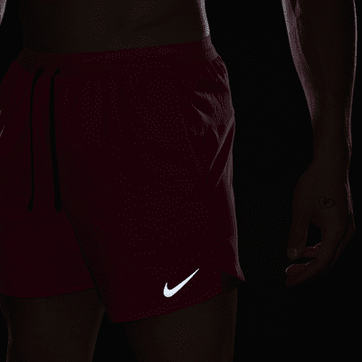 Shorts de correr Dri-FIT de 13 cm con forro de ropa interior para hombre Nike Stride