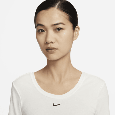 Nike Sportswear Chill Knit Women's Tight Scoop-Back Short-Sleeve Mini-Rib Top