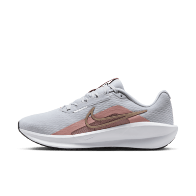 Chaussure de running sur route Nike Downshifter 13 pour femme