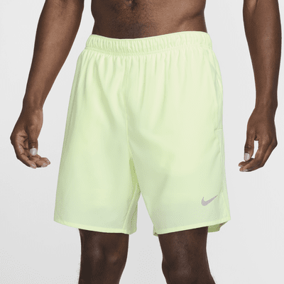 Nike Challenger Dri-FIT 2-in-1-Laufshorts für Herren (ca. 18 cm)