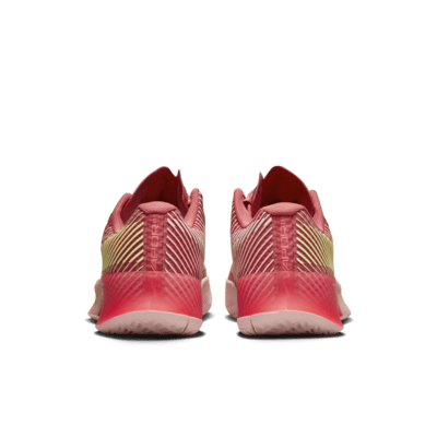 nike clay tennis shoes