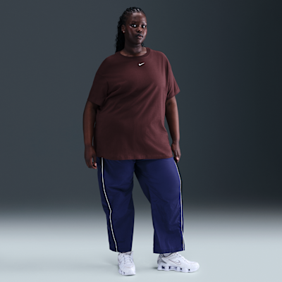Playera para mujer (talla grande) Nike Sportswear Essential