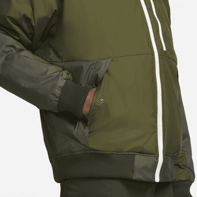 Chamarra tipo bomber reversible para hombre Nike Sportswear Therma-FIT Legacy