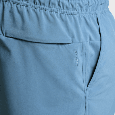 Shorts versátiles sin forro Dri-FIT de 13 cm para hombre Nike Unlimited