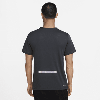 Nike Dri-FIT ADV Run Division Men's Short-Sleeve Running Top