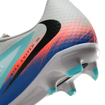 Nike United Phantom 6 Low Academy Multi-Ground Football Boots