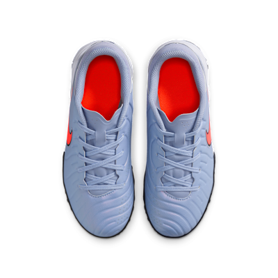 Tacos de fútbol de corte low para pasto sintético (turf) para niños de preescolar y grandes Nike Jr. Tiempo Legend 10 Academy