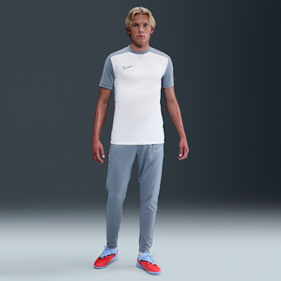 Nike Academy Men's Dri-FIT Short-Sleeve Football Top