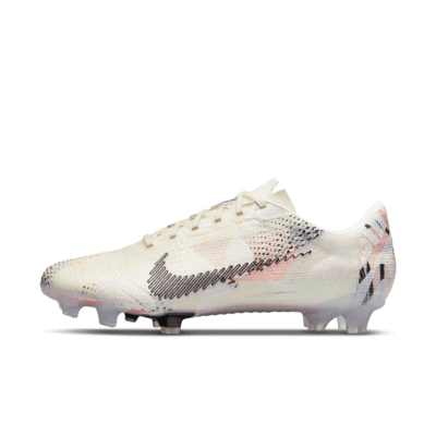Calzado de fútbol para terreno firme Nike Mercurial Vapor Next Nature FG.  Nike.com