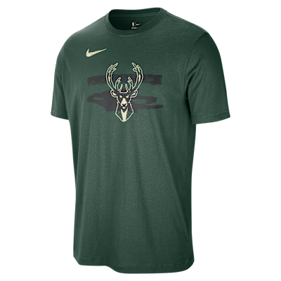 Milwaukee Bucks Courtside