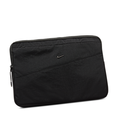 Nike Aura