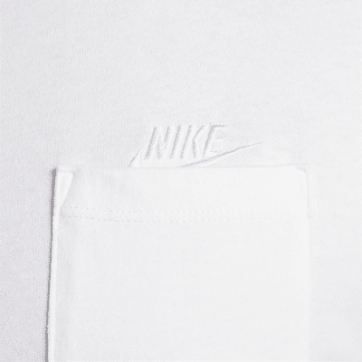 Nike Sportswear Premium Essentials Men's Pocket T-Shirt