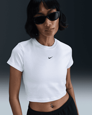 Женская футболка Nike Sportswear Chill Knit Cropped