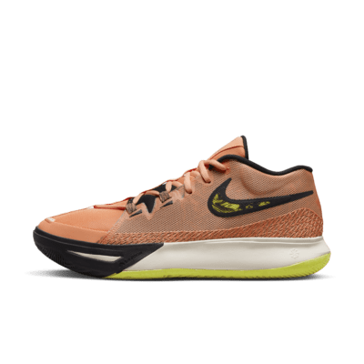kyrie irving schoenen