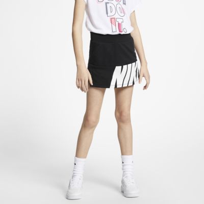 nike short skirt