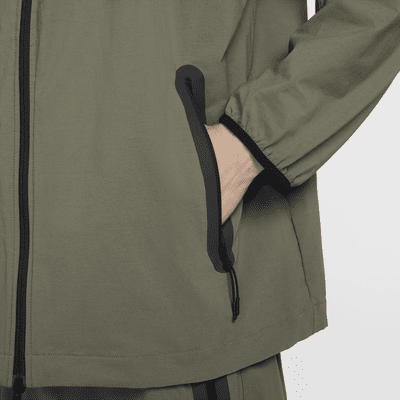 เสื้อแจ็คเก็ตซิปยาวแบบทอผู้ชาย Nike Tech Windrunner