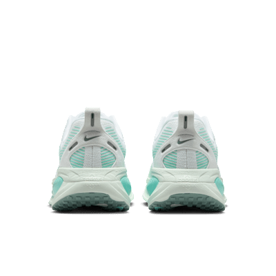 Chaussure de running sur route Nike Vomero 18 pour femme