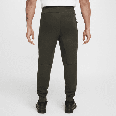 Nike Tech Fleece Erkek Jogger'ı