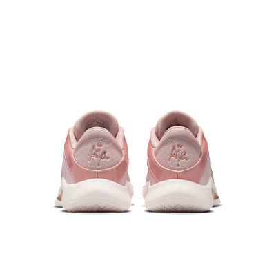 A'One EP エイジャ ウィルソン バスケットボールシューズ