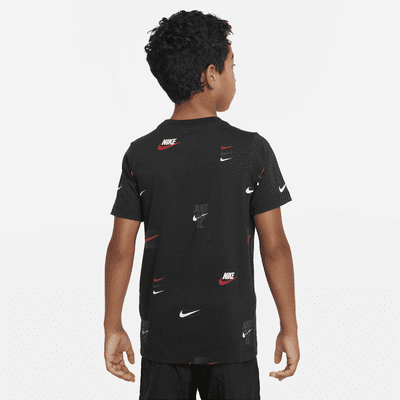 Nike Sportswear Big Kids' (Boys') T-Shirt