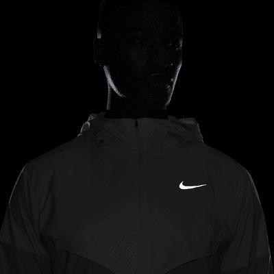 Veste de running déperlante Nike Windrunner pour homme