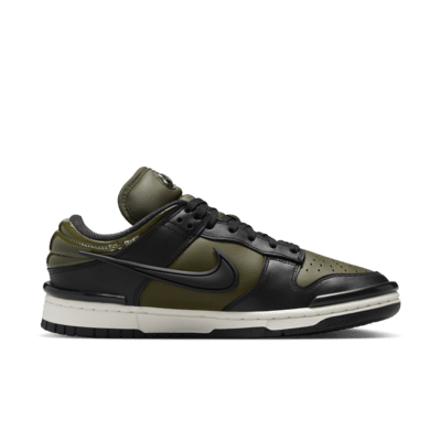 รองเท้าผู้หญิง Nike Dunk Low Twist