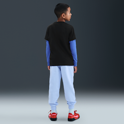 Playera para niños talla grande Nike Sportswear