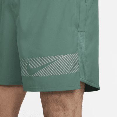 Shorts de running Dri-FIT de 13 cm con forro de ropa interior para hombre Nike Challenger Flash