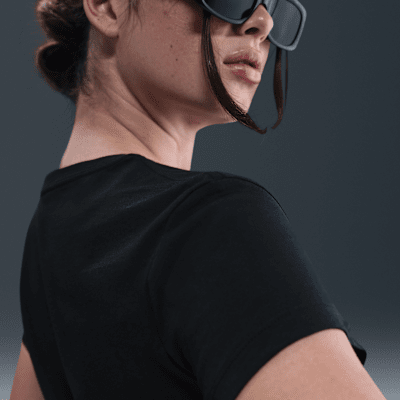Playera de manga corta con gráfico para mujer Nike Sportswear