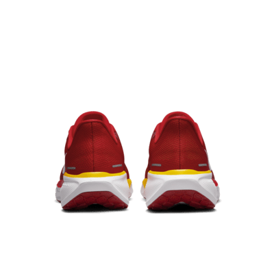 Tenis de correr en pavimento para hombre Nike Pegasus 41 NFL Kansas City Chiefs