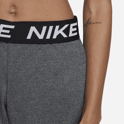 Shorts de entrenamiento para mujer Nike Dri-FIT Attack