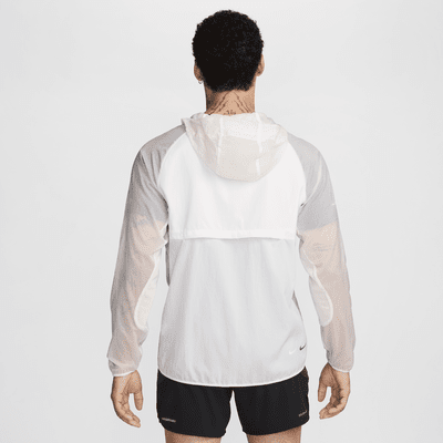 Chamarra de correr para hombre Nike Trail Aireez