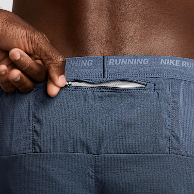 Shorts de correr Dri-FIT de 18 cm con forro de ropa interior para hombre Nike Stride