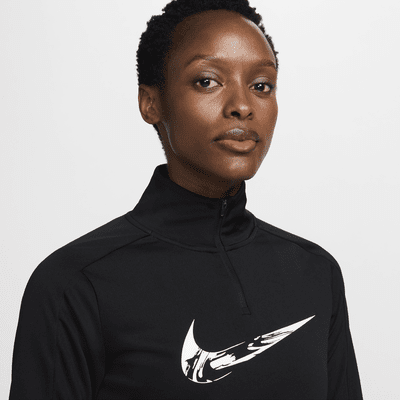 Camada intermédia de running com fecho a 1/4 Dri-FIT Nike Swoosh para mulher