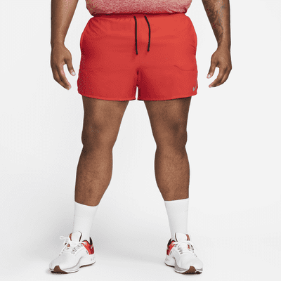 Short de running avec sous-short intégré Dri-FIT Nike Stride 13 cm pour homme