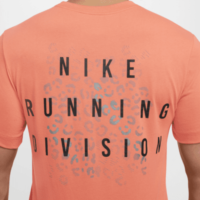 Playera de correr Dri-FIT para hombre Nike Running Division