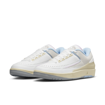 Air Jordan 2 Retro Low Women's Shoes