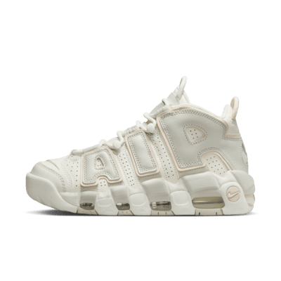 Nike Air More Uptempo Women's Shoes. Nike AT