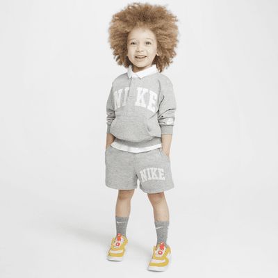 Shorts de French Terry con apliques infantil Nike Sportswear Club